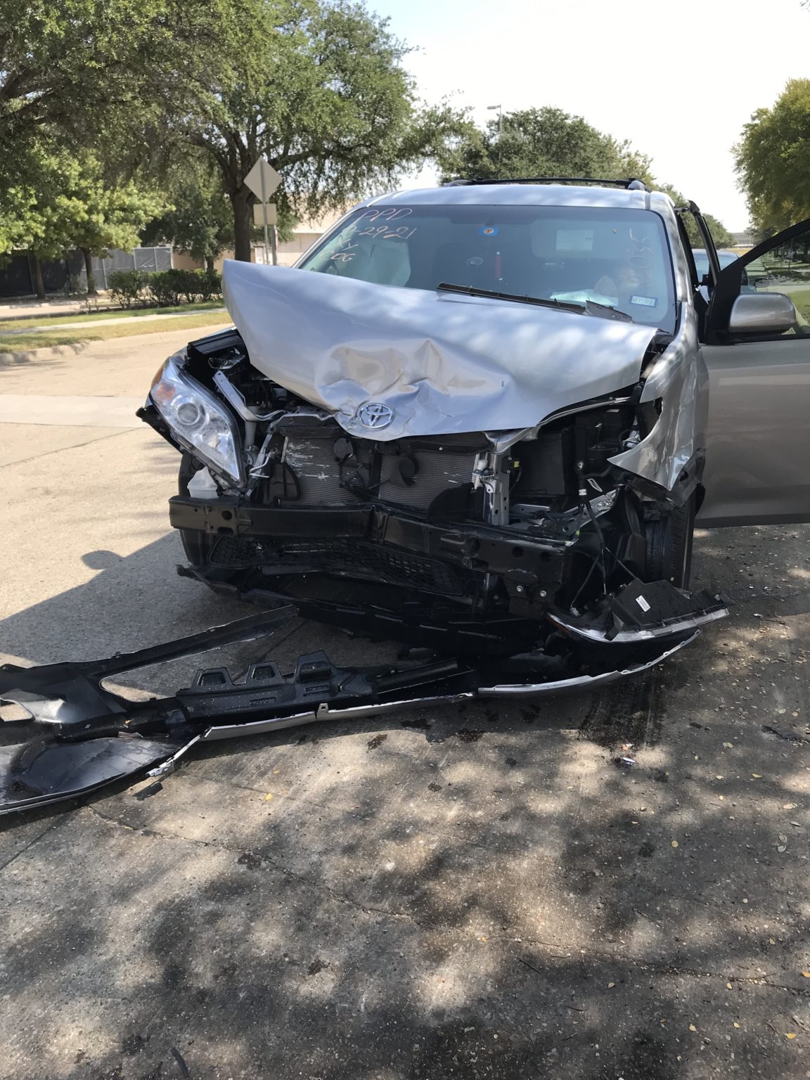 2017-toyota-sienna-total-loss-state-farm-insurance-auto-claim-specialists